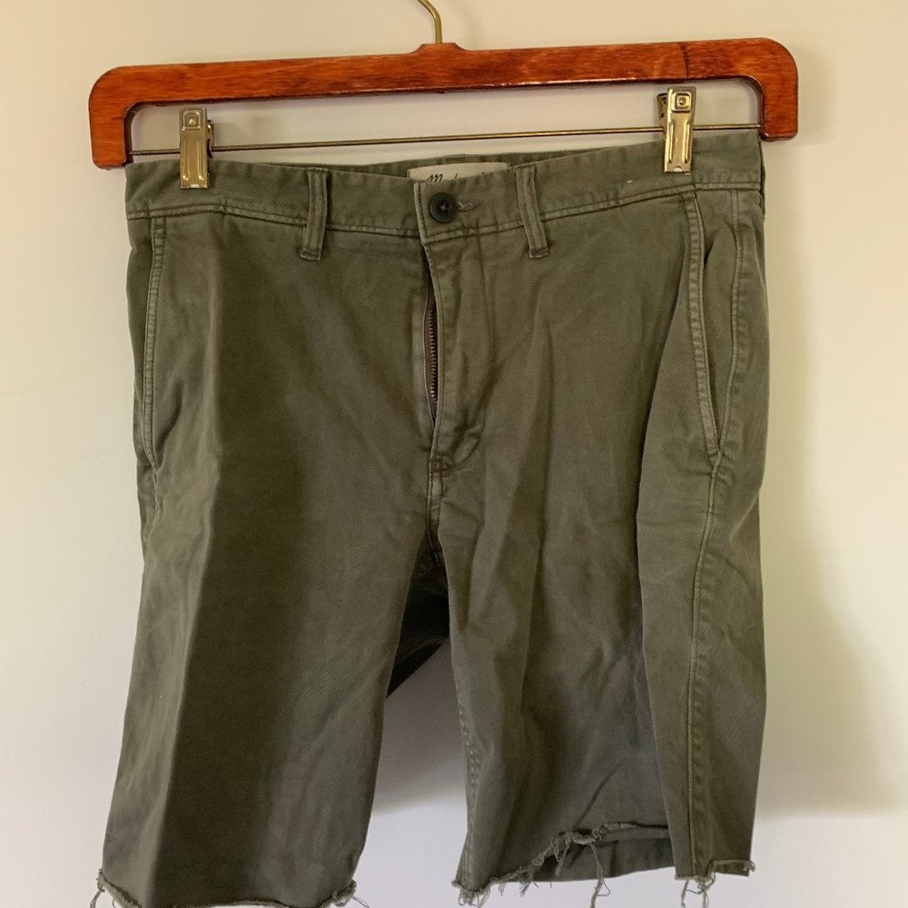 Madewell Men's Olive Shorts 9"